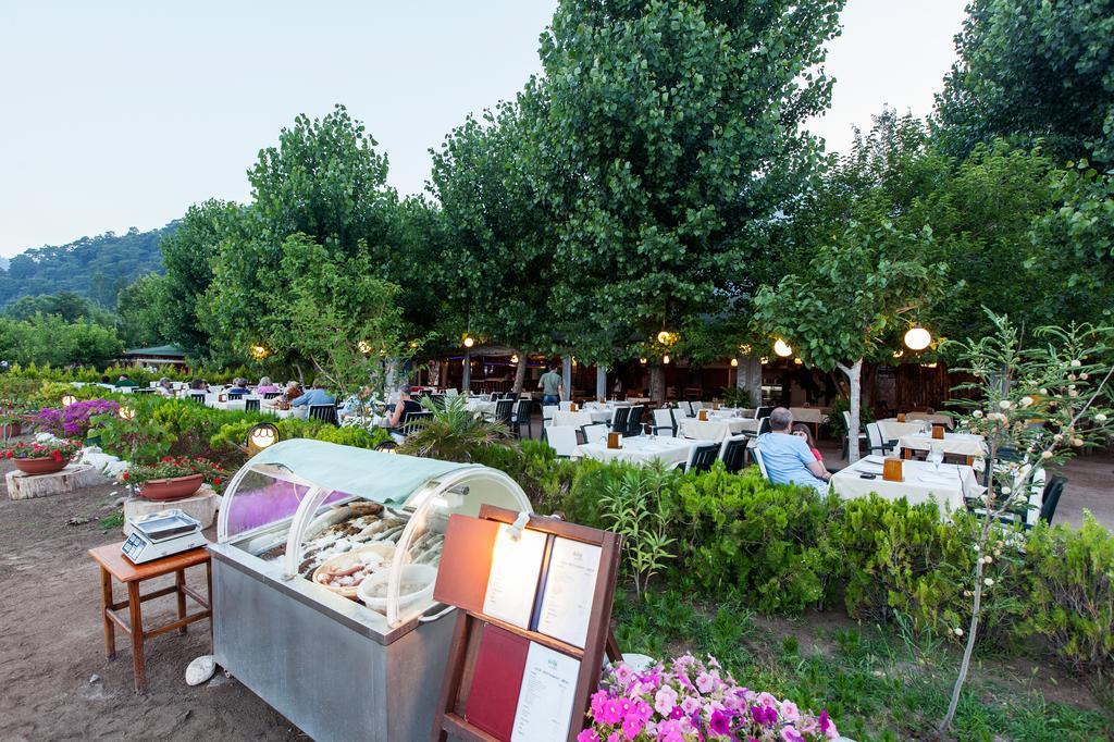 Aida Hotel Чирали Екстер'єр фото