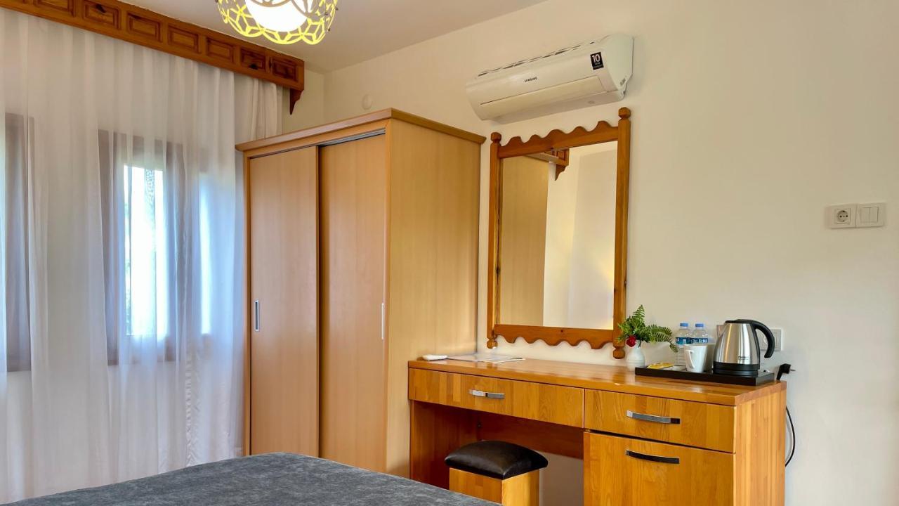 Aida Hotel Чирали Екстер'єр фото