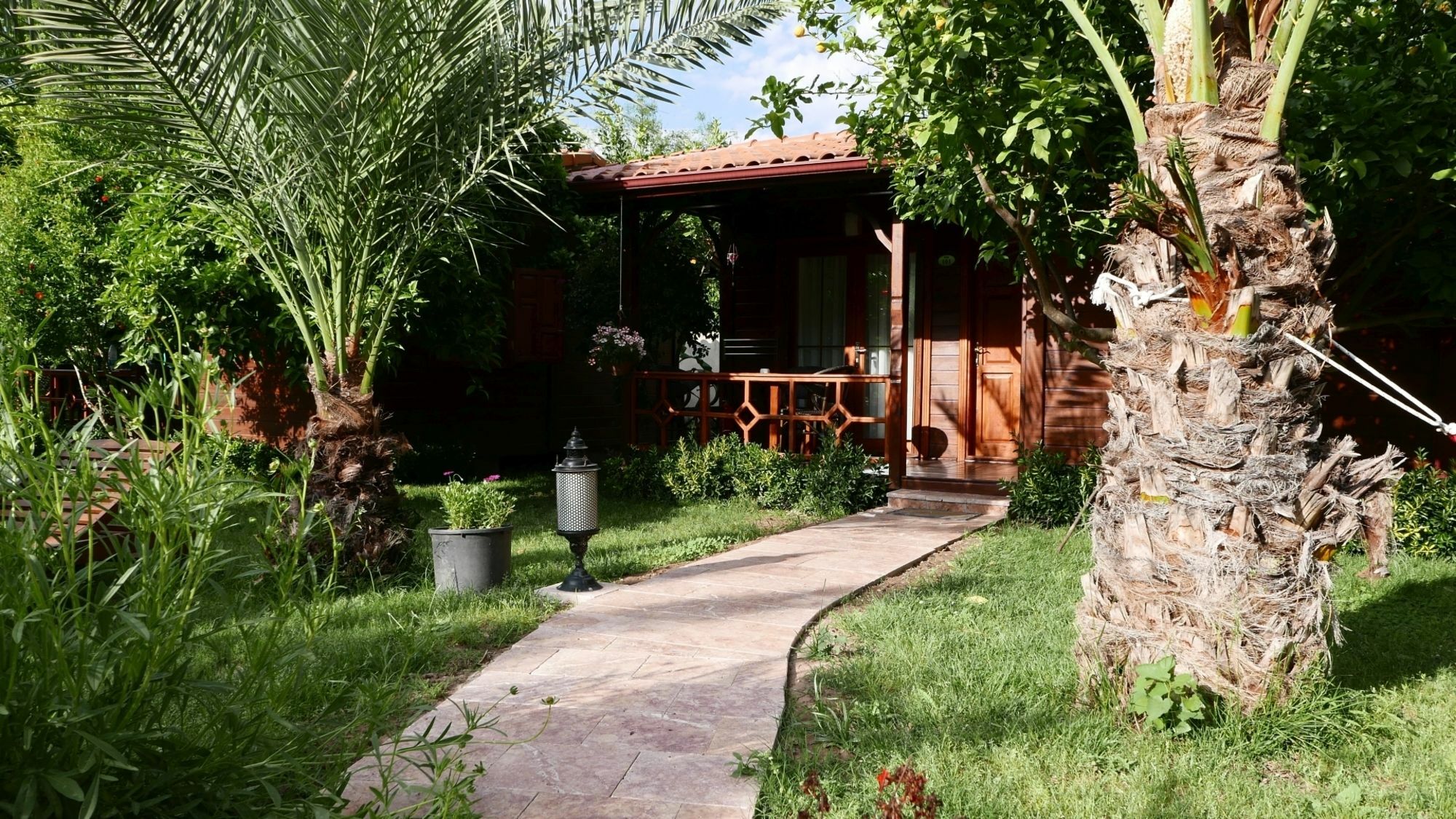 Aida Hotel Чирали Екстер'єр фото