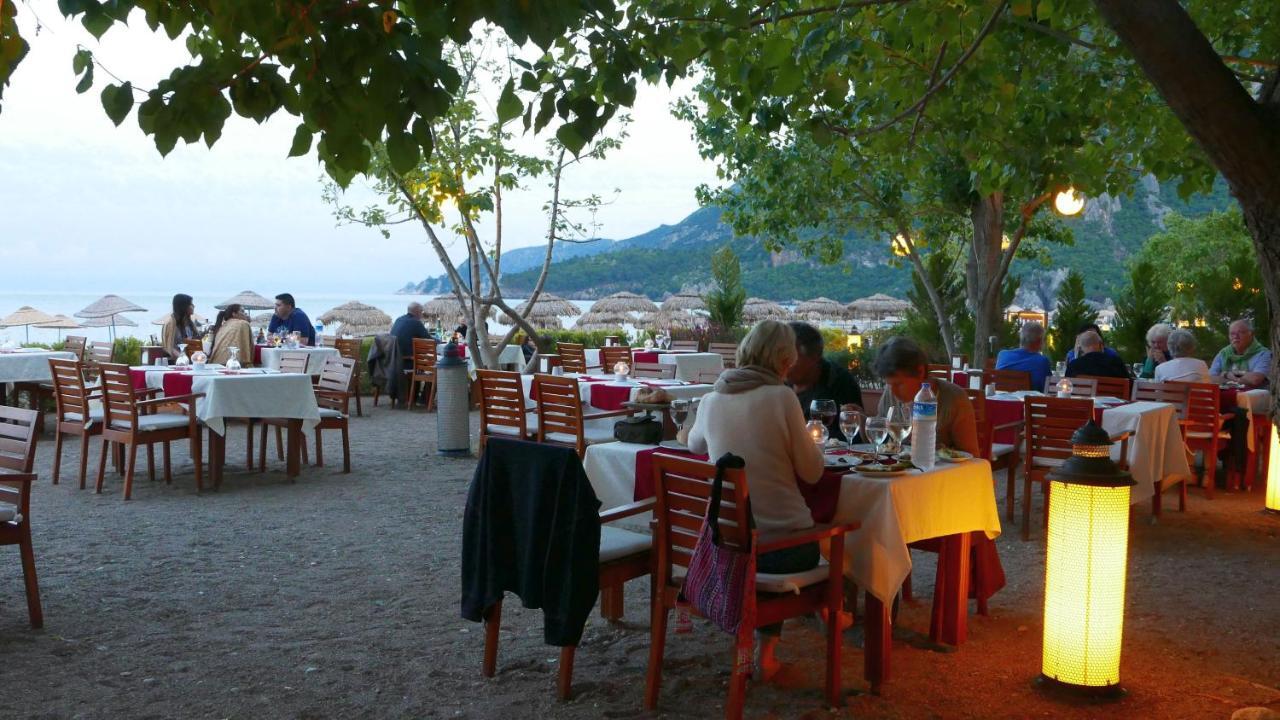 Aida Hotel Чирали Екстер'єр фото